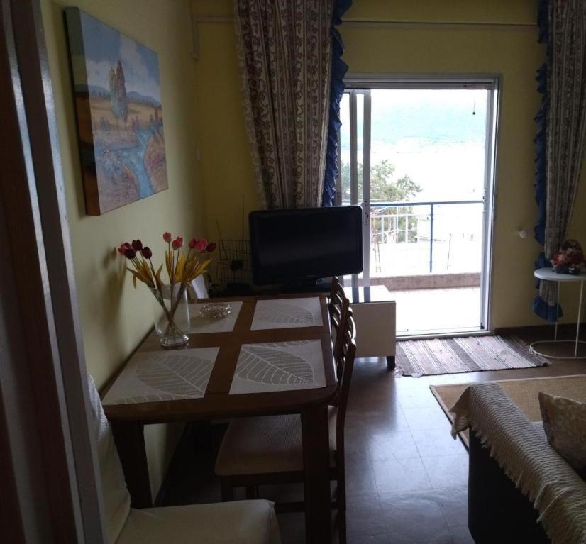 Panorama Apartamento Néa Péramos Exterior foto